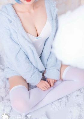 少年男仆库洛在线观看