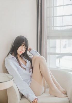 书房双乳晃动干柴烈火视频
